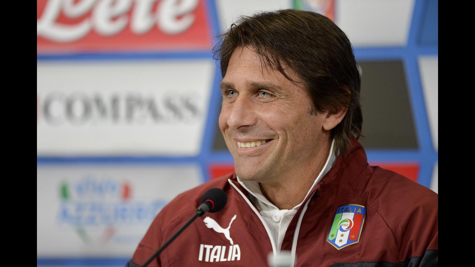 Calcio, gli auguri della Juventus a Conte per il 46° compleanno