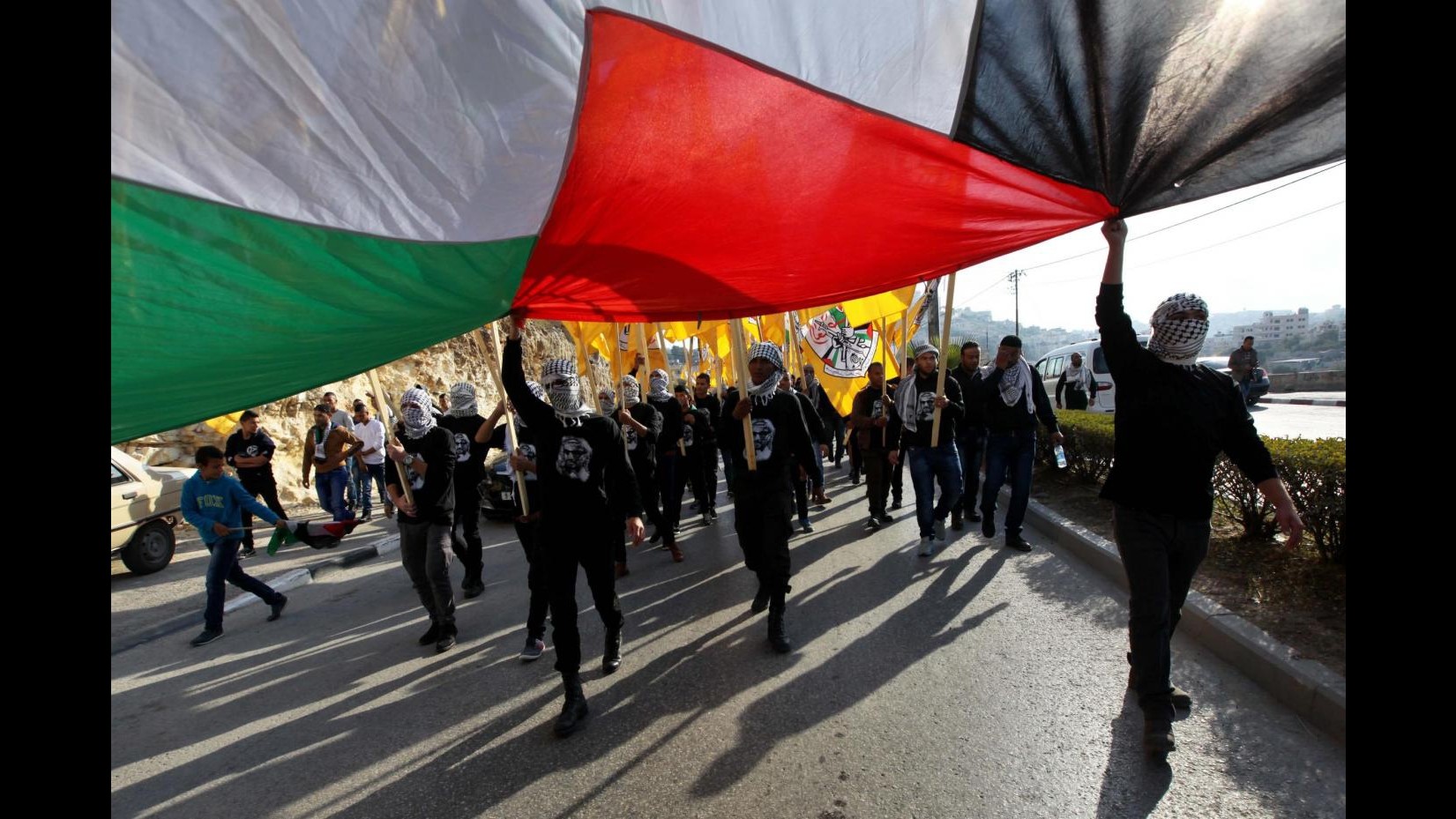 Medioriente, Erekat: Consiglio Onu fissi data per ritiro Israele