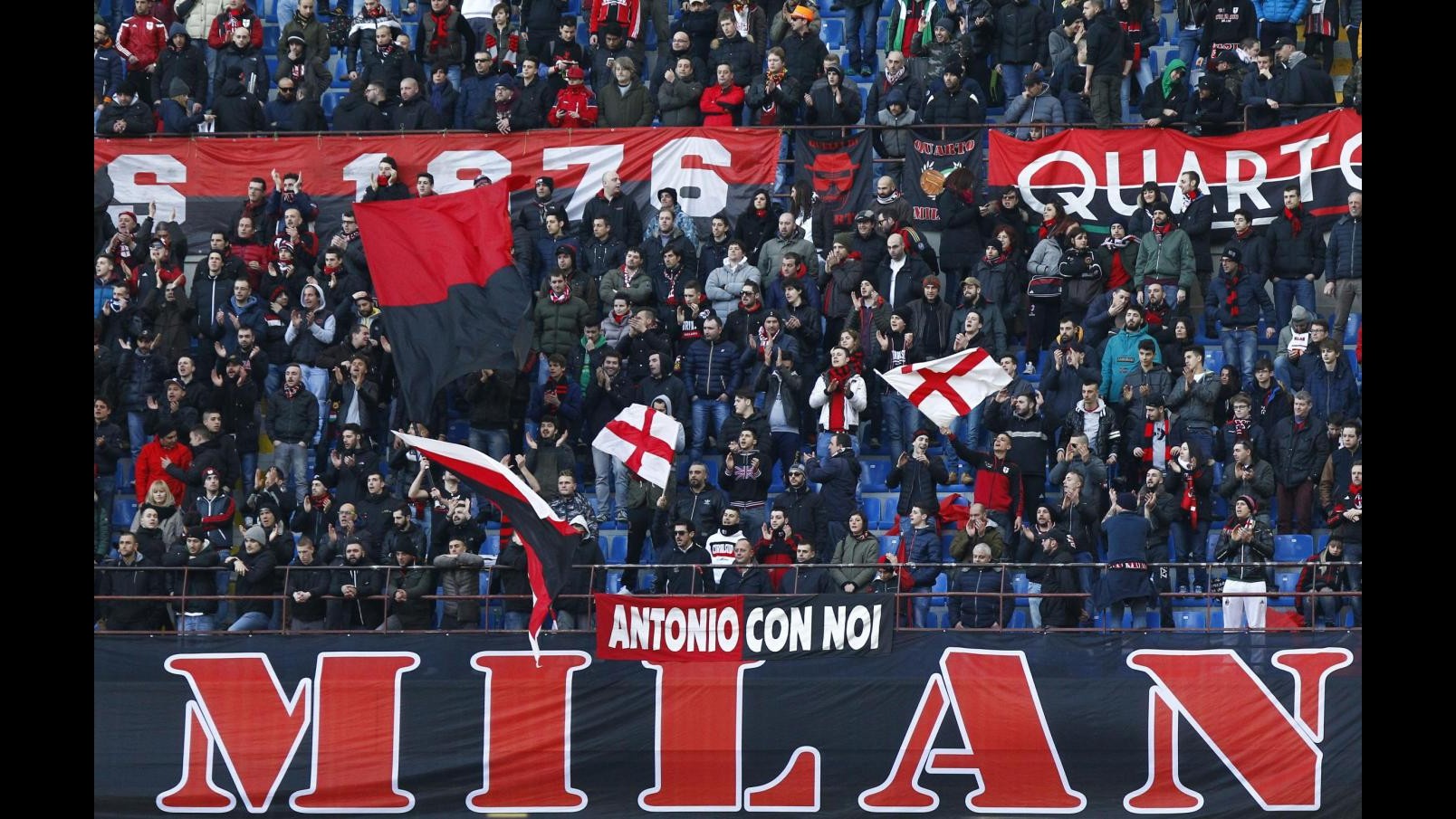 Futuro Milan, cordata cinese punta ad acquisizione il club rossonero tramite crowfunding
