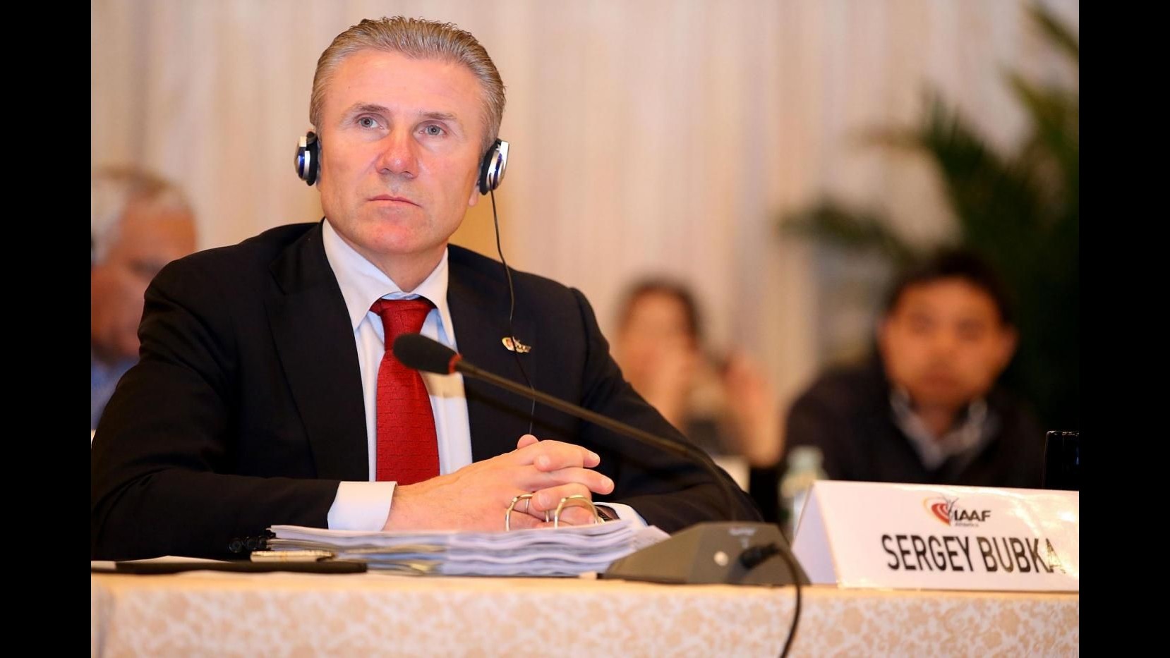 Atletica, sfida Coe-Bubka per guida Iaaf dopo accuse doping