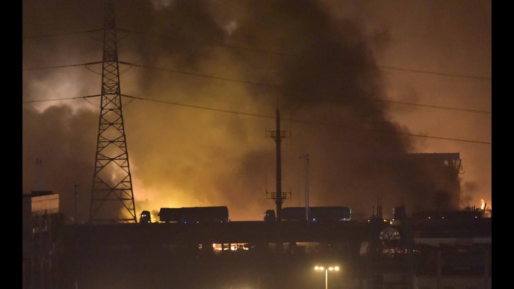 Cina, indagato il capo della sicurezza sul lavoro dopo le esplosioni di Tianjin