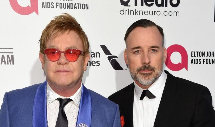 Brugnaro a Elton John: Rappresenta arroganza ricchi, mai problemi con gay