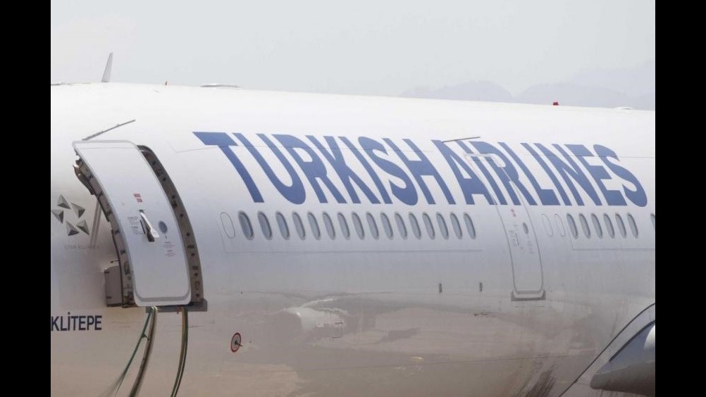 Germania, si rompe finestrino: atterraggio emergenza per volo Turkish