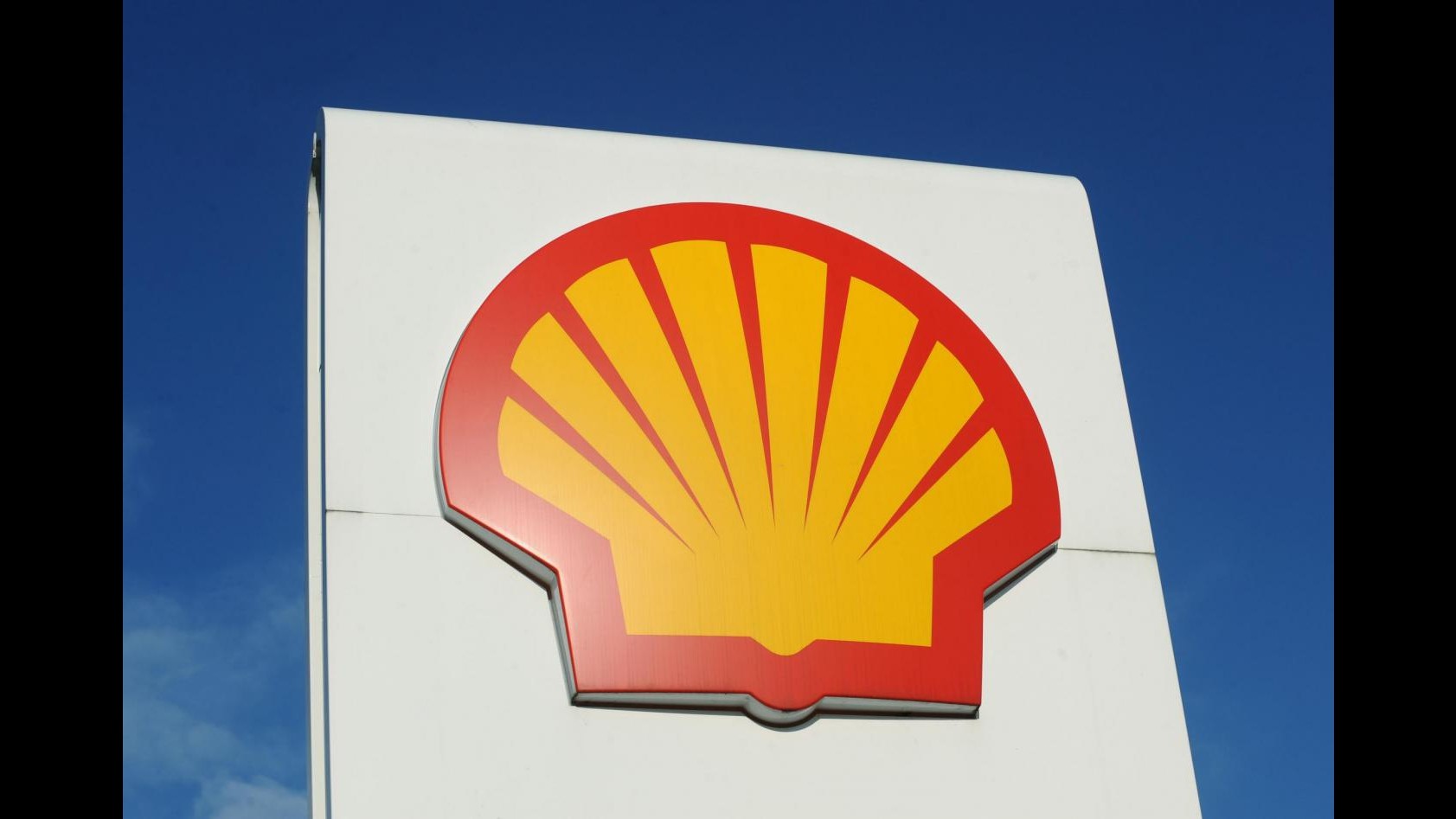 Shell verso acquisizione BG Group per 47 miliardi di sterline