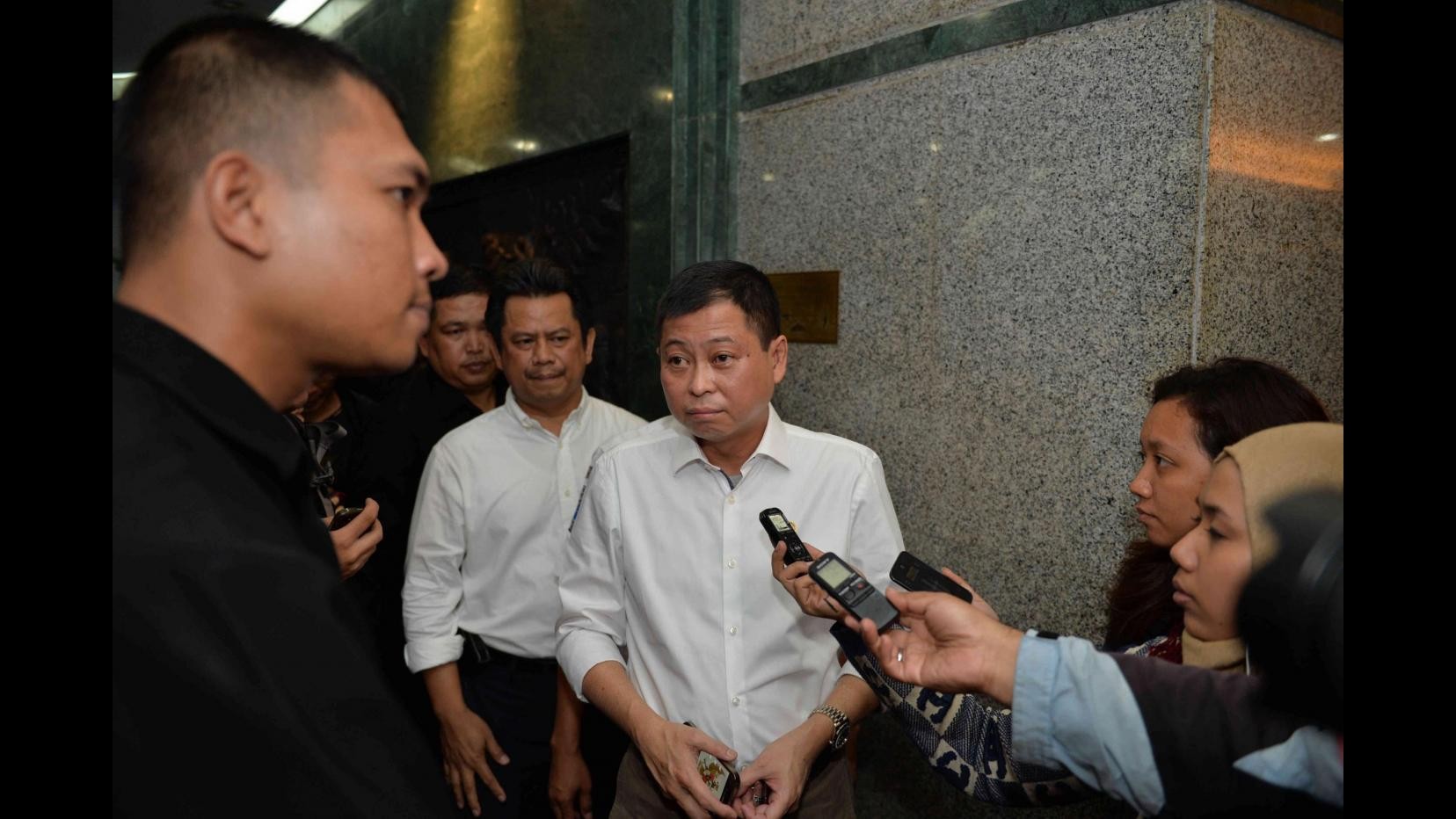 Aereo scomparso in Indonesia, trovato il relitto. Sul posto soccorritori e militari