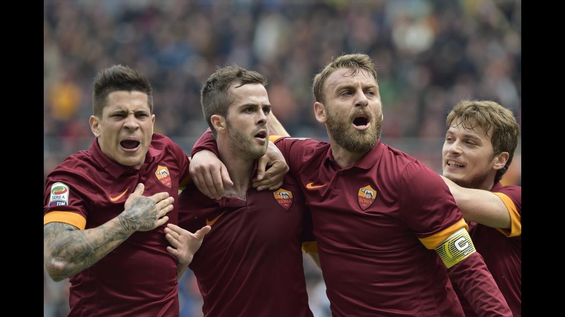Serie A, Roma sfata tabù Olimpico: Pjanic stende Napoli, giallorossi blindano 2° posto