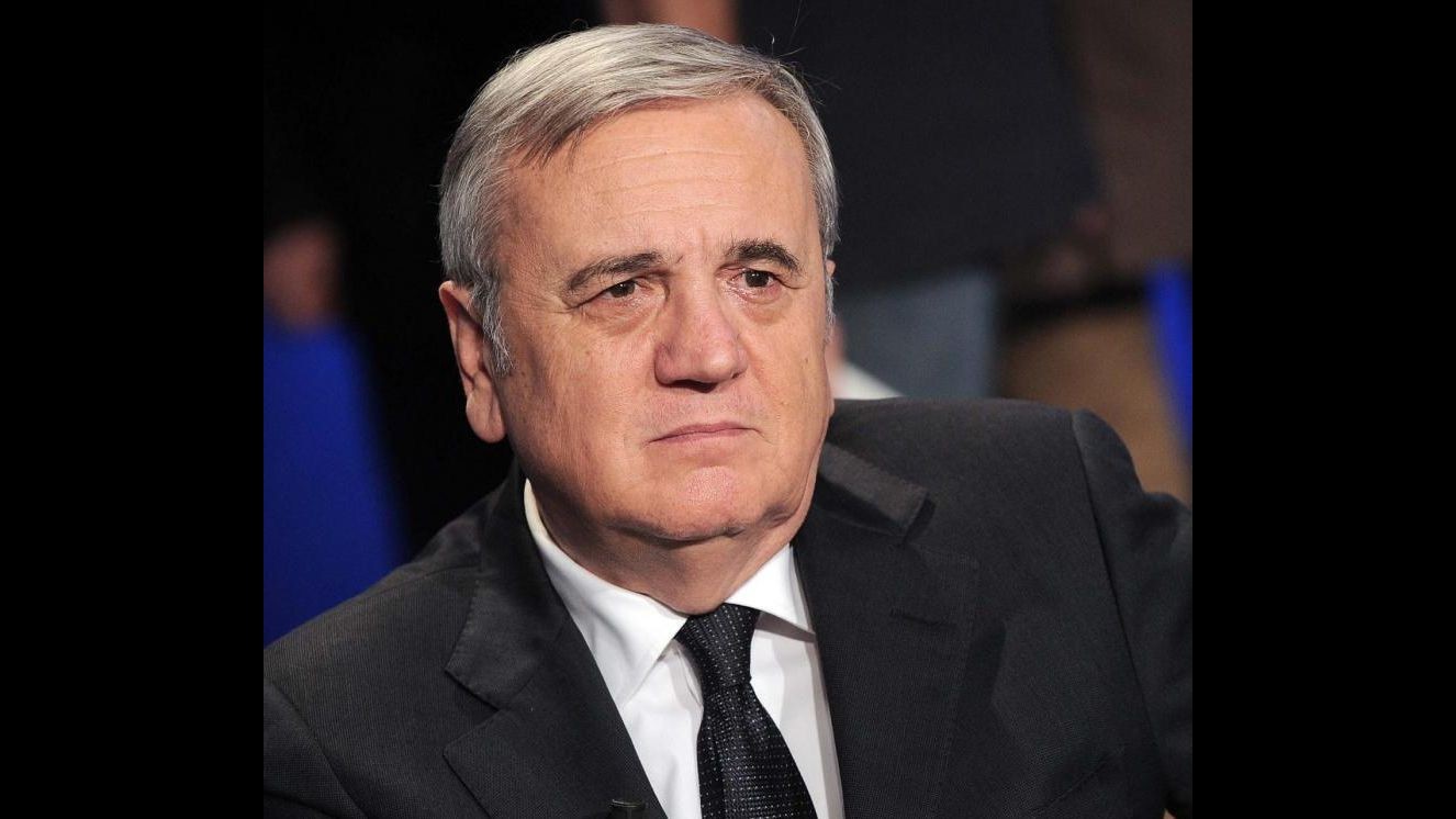 Lavoro, Sacconi (Ncd): Decidere le priorità per assunzioni