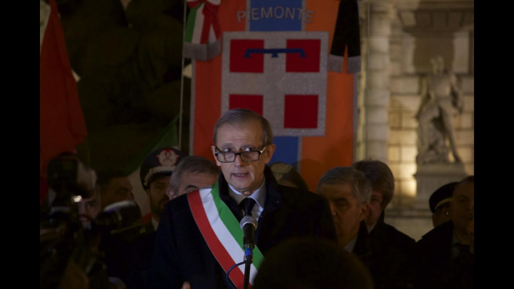 Fassino non va a marcia antiterrorismo a Tunisi dopo lieve malore ieri