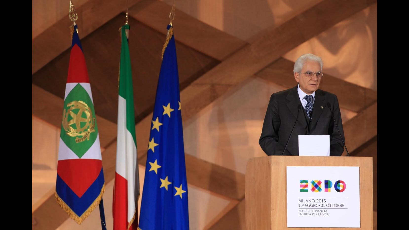 Mattarella richiama il Paese: Expo sia convoglio di messaggi positivi