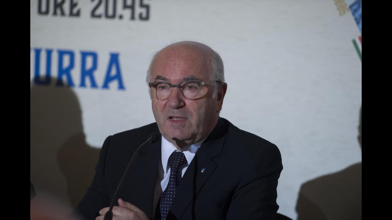 Figc, via libera a norme su licenze e acquisizioni club. Tavecchio: Consiglio federale storico