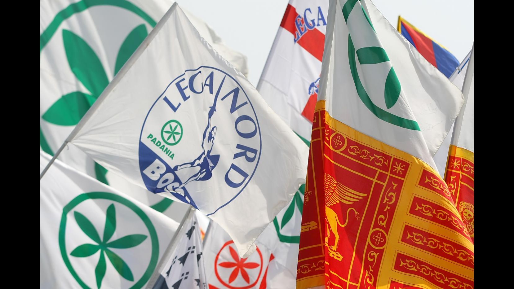 Lega, sei parlamentari veneti lasciano gruppo: verso nuovo soggetto politico