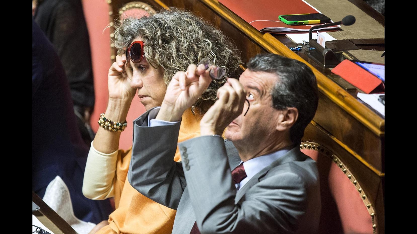 Unioni civili, c’è l’ok in commissione Giustizia: sì di Pd e M5S