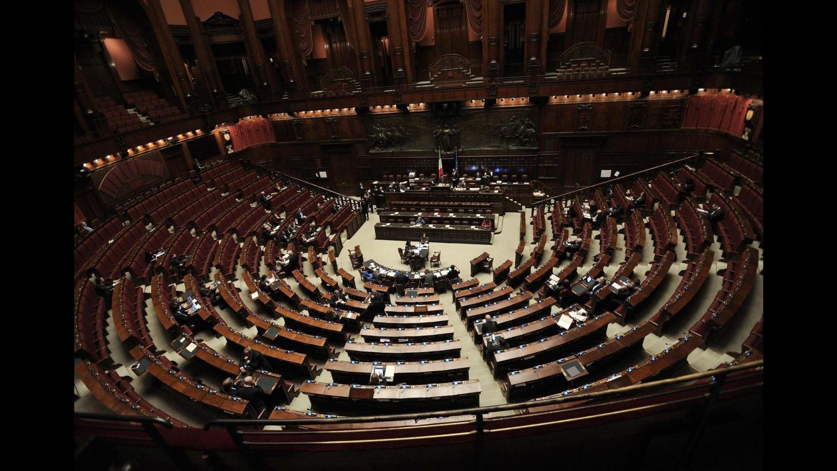 Terrorismo, decreto arriva alla Camera ma torna in commissione Giustizia