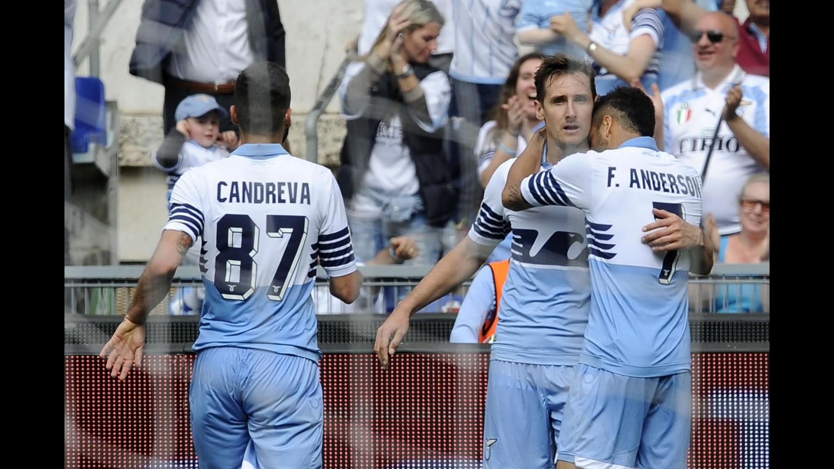 Serie A, Klose non basta: Lazio fermata all’Olimpico dal Chievo ma è +1 sulla Roma