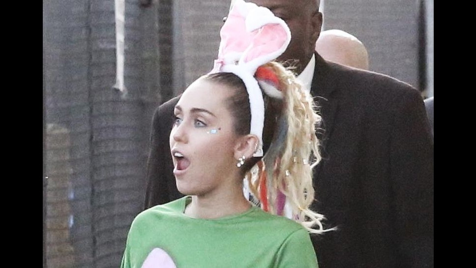 Cyrus, Minaj e Swift agguerrite: scintille agli Mtv Music Awards