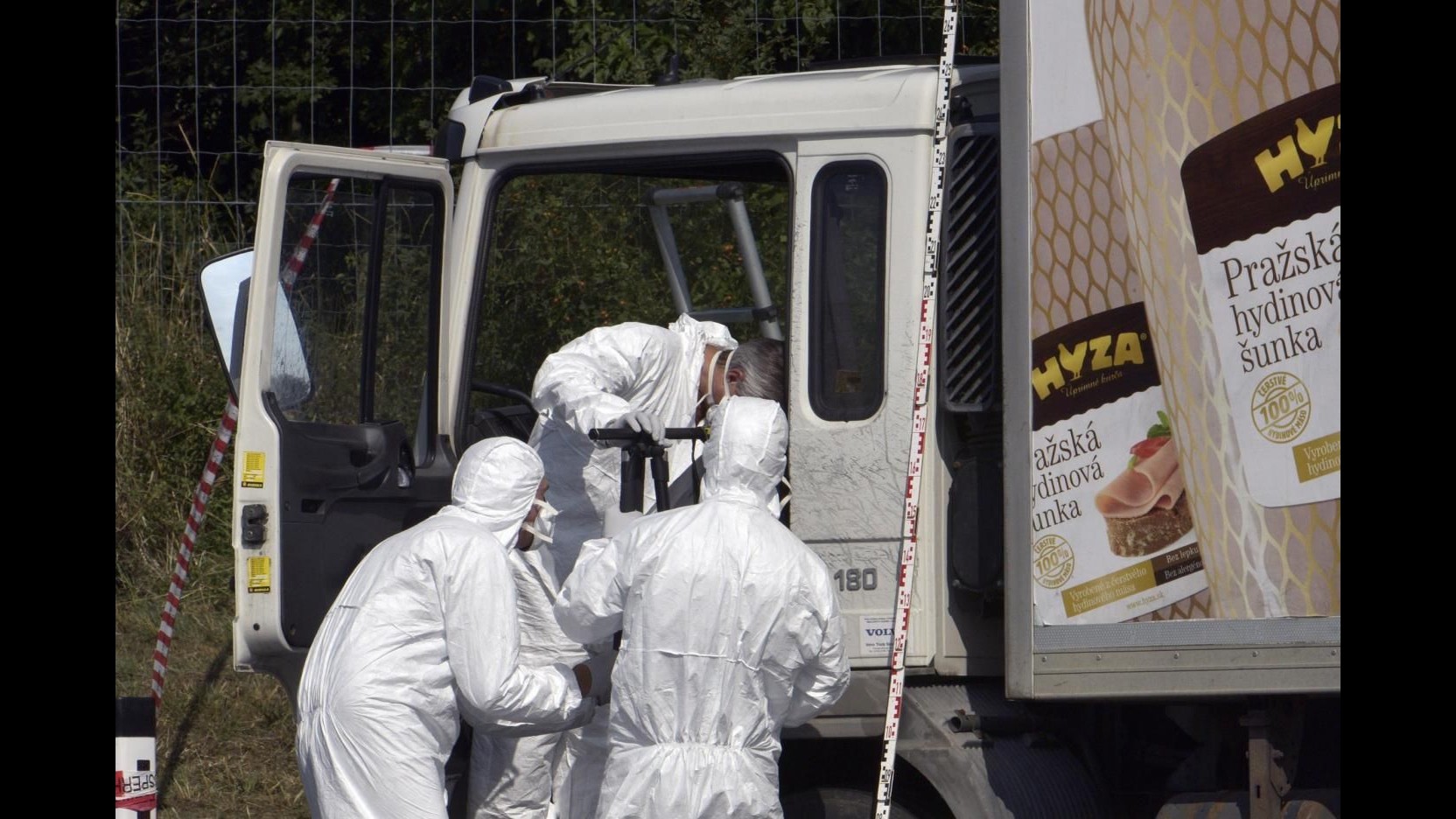Immigrazione, Austria: 3 arresti in Ungheria per morti camion