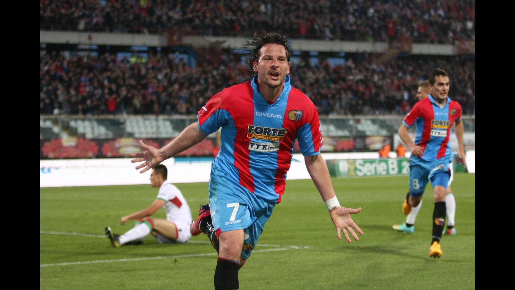 Serie B: Catania-Ternana 2-0, quinta vittoria di fila per etnei