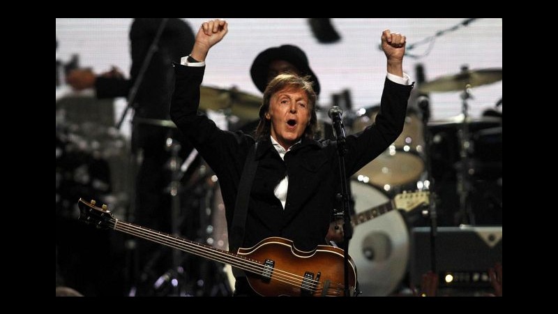 Musica, Paul McCartney è artista più ricco di Regno Unito e Irlanda