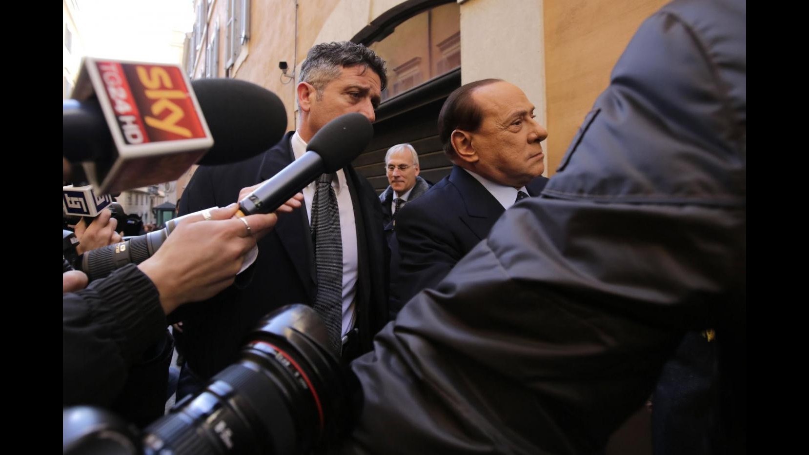 Terrorismo, Berlusconi: Io sono in cima a lista dei bersagli Isis