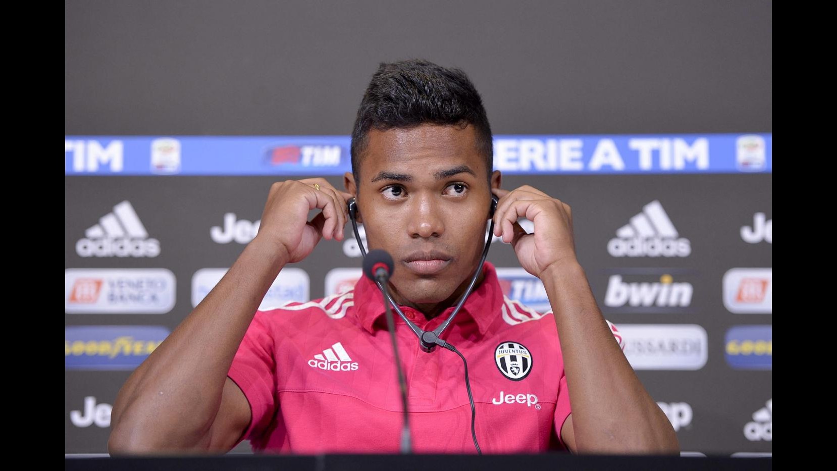 Alex Sandro: Juve un sogno, scelta perfetta per il mio futuro