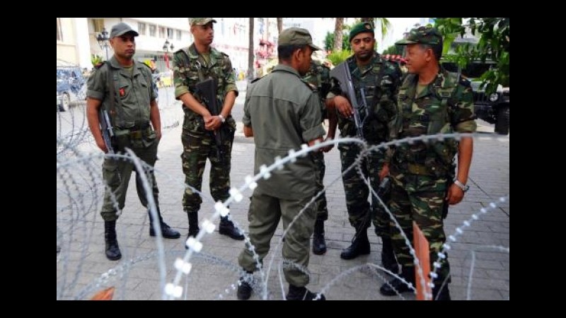 Tunisia, terroristi attaccano la dogana nella regione di Kasserine: un morto