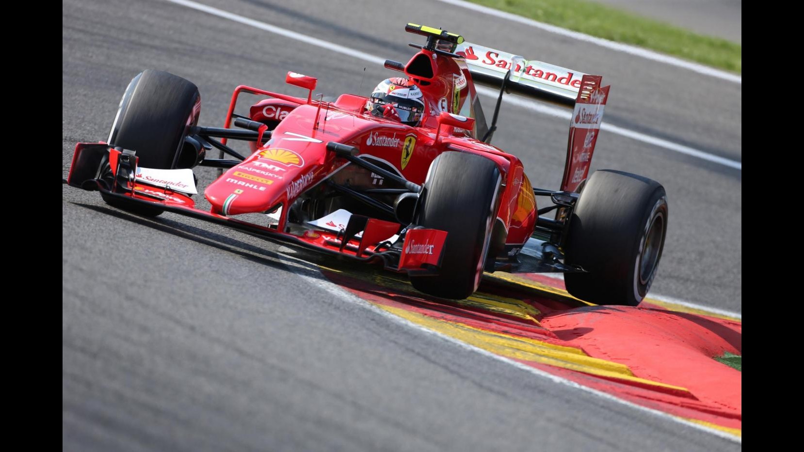 F1, Gp Belgio, Raikkonen partirà 16° per sostituzione cambio