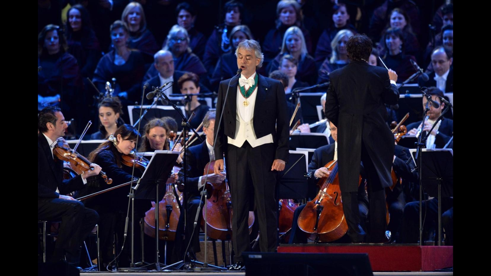 Vaticano, Bocelli: Papa Francesco è una fortuna per l’umanità
