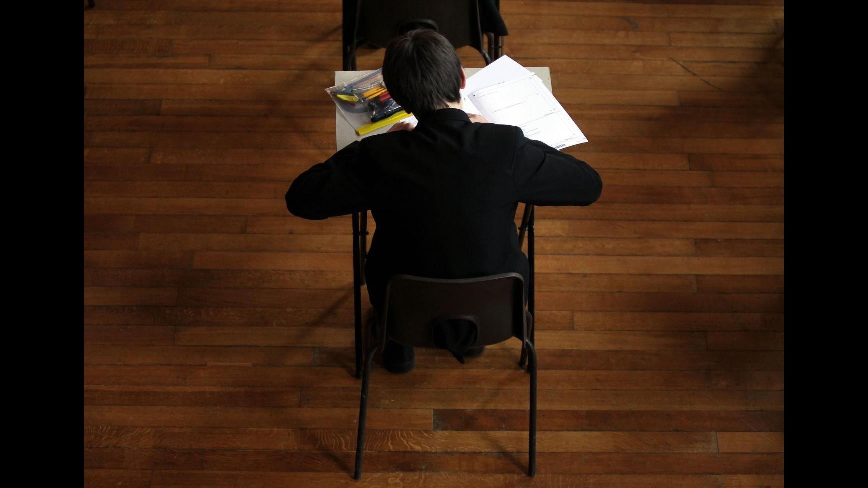 Scuola, un giorno in più alla Camera per trovare una quadra