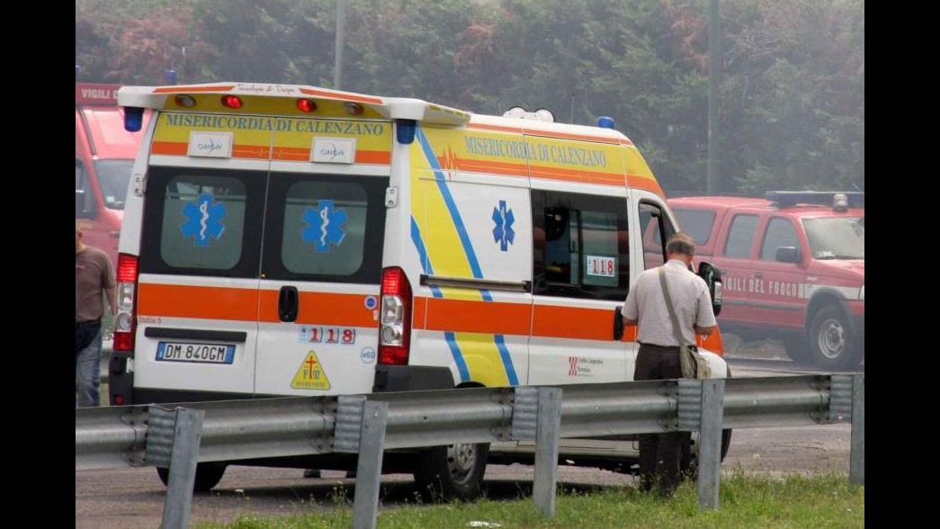 Belluno, alpinista precipita per venti metri: in ospedale