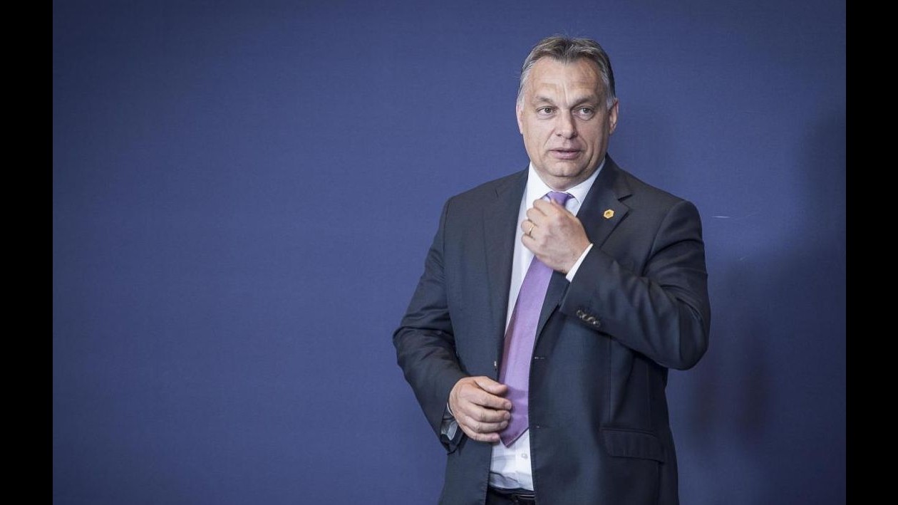 Orban: Ue aiuti Turchia ad accogliere migranti e protegga confini