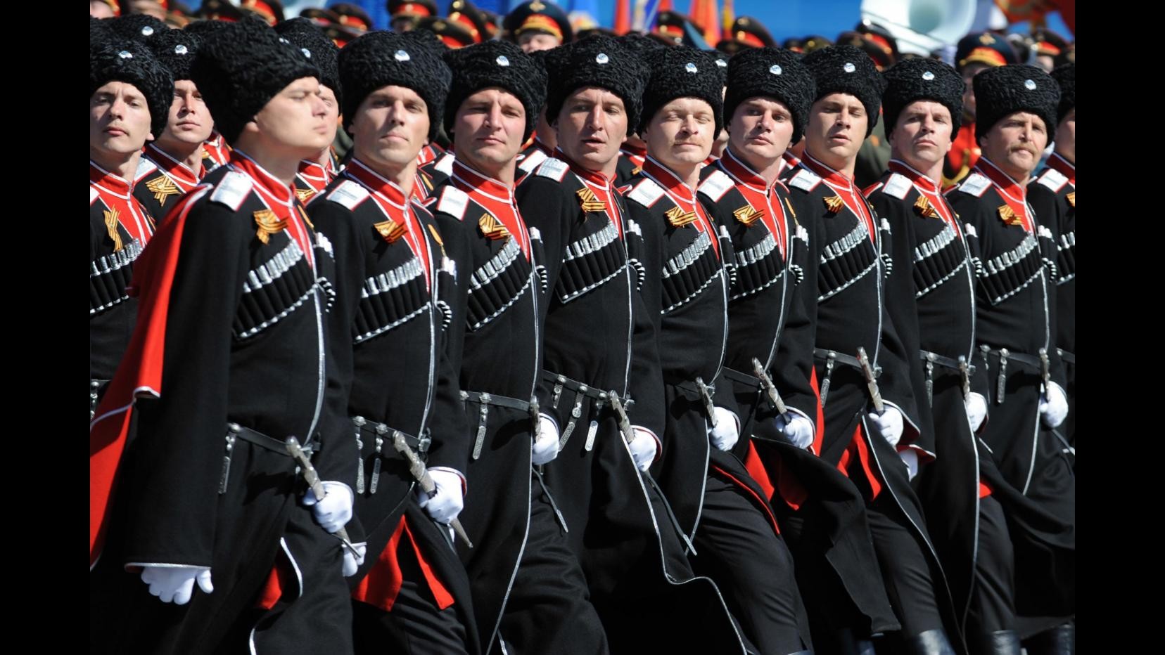 Russia, parata nel Giorno della vittoria sul nazismo: l’Occidente boicotta evento