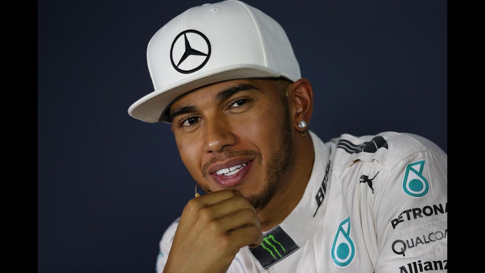 F1, Hamilton: Qui fan incredibili, la squadra ha fatto benissimo