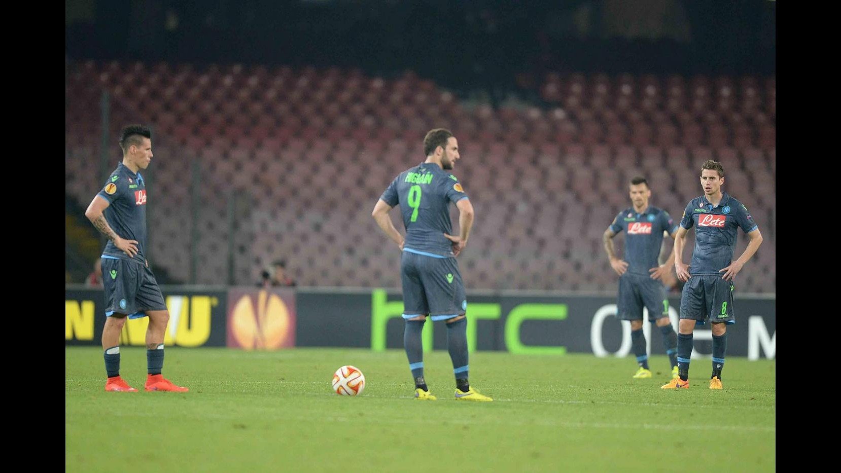 Europa League: pari beffa per Napoli, è 1-1 con Dnipro in andata semifinali