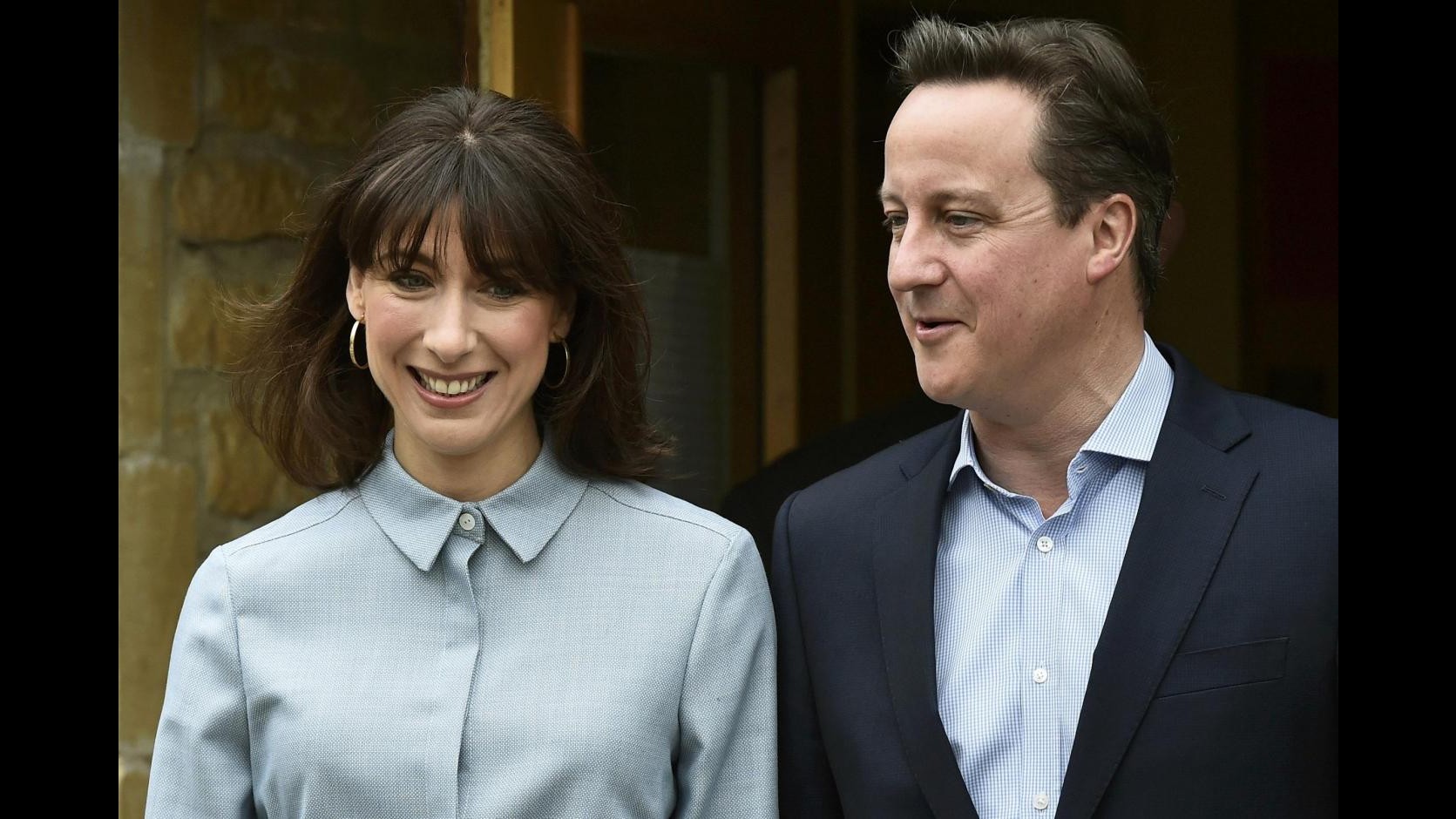 Regno Unito, Cameron in testaPer gli exit poll ha maggioranza con i LibDem
