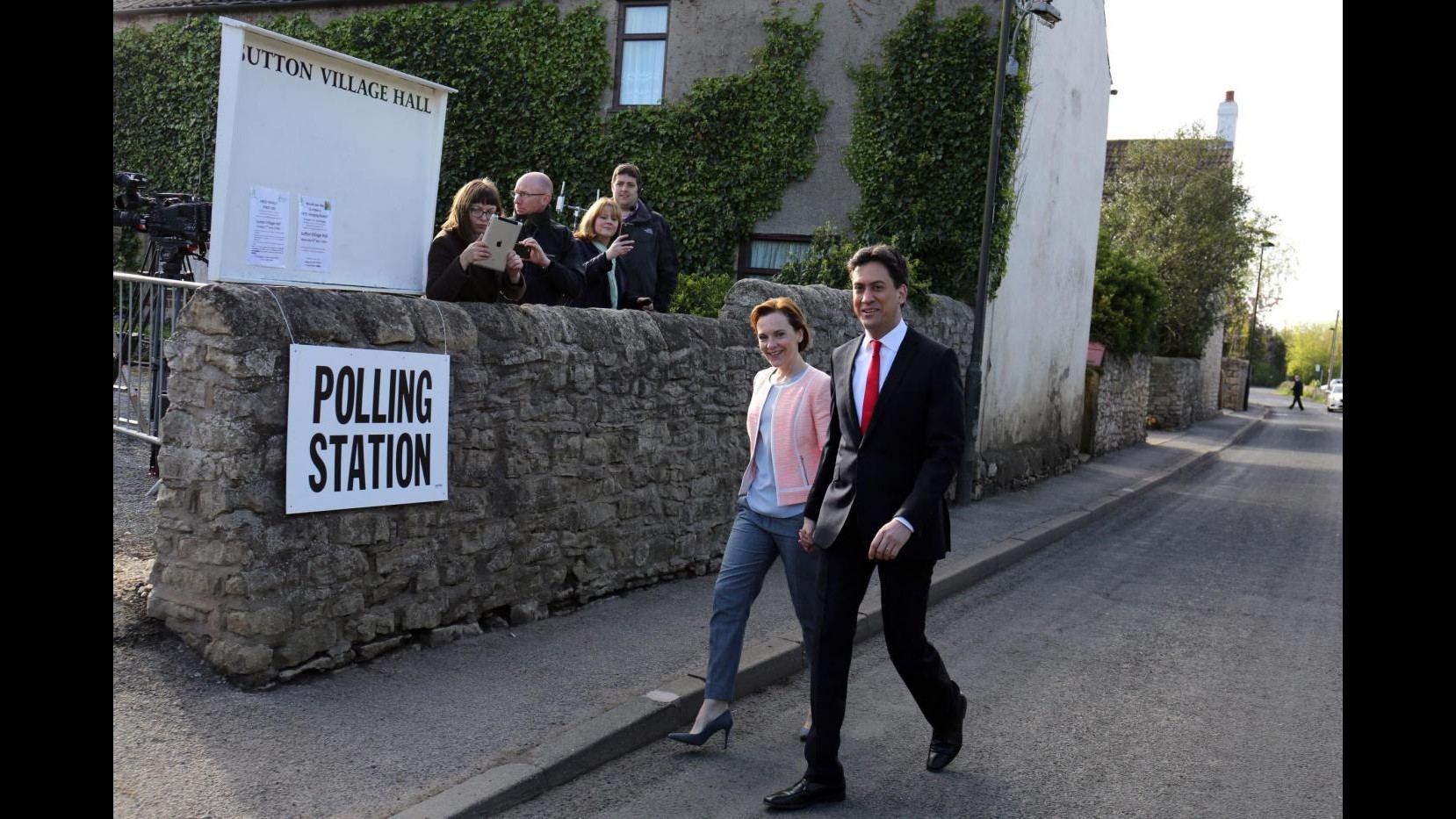 Regno Unito, sondaggio: Parità fra Tory e Labour, entrambi al 33%