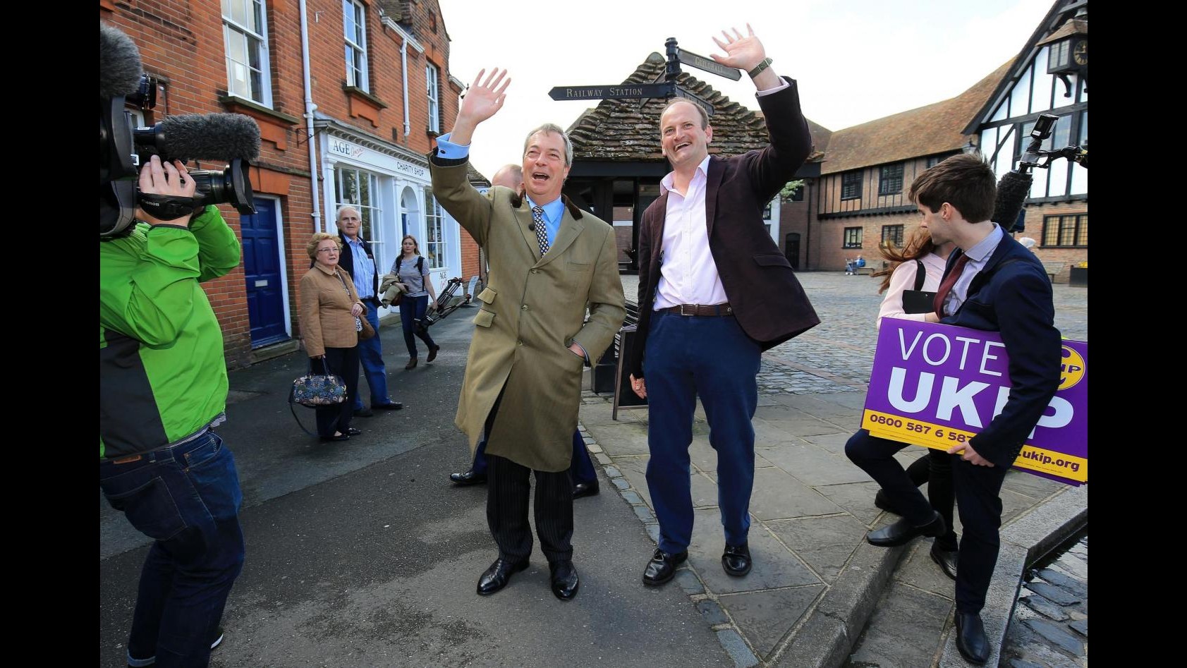 Regno Unito, candidato Ukip minaccia di sparare a rivale: sospeso