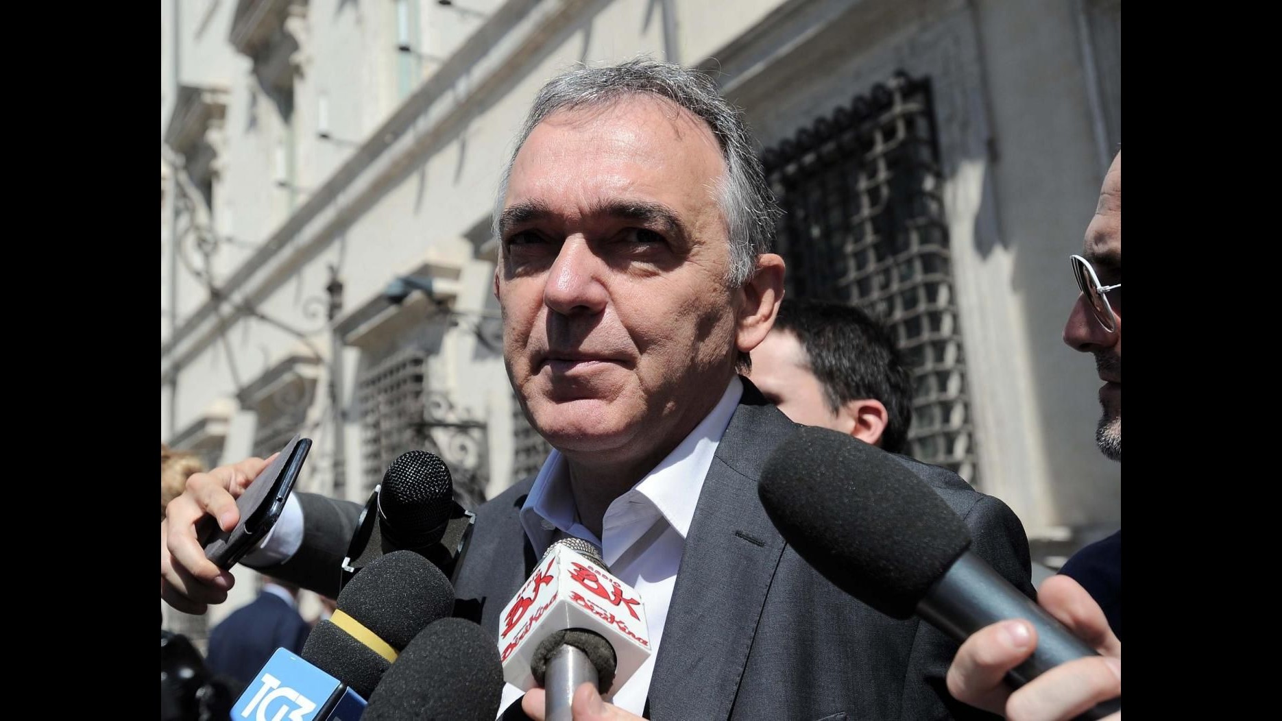 Pd, Rossi: Io segretario del partito? Ci sto pensando