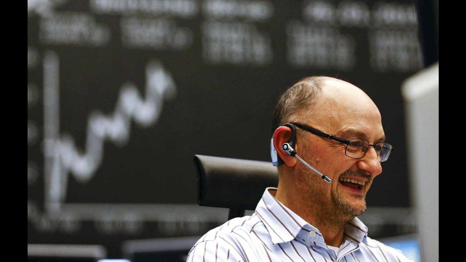 Pmi manifatturiero Italia sale a 53,8 ad aprile, oltre attese