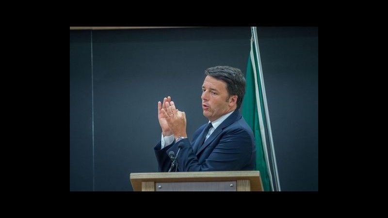 Renzi: Ue non ci può dire cosa tagliare. La replica: legge di stabilità valutata su fatti