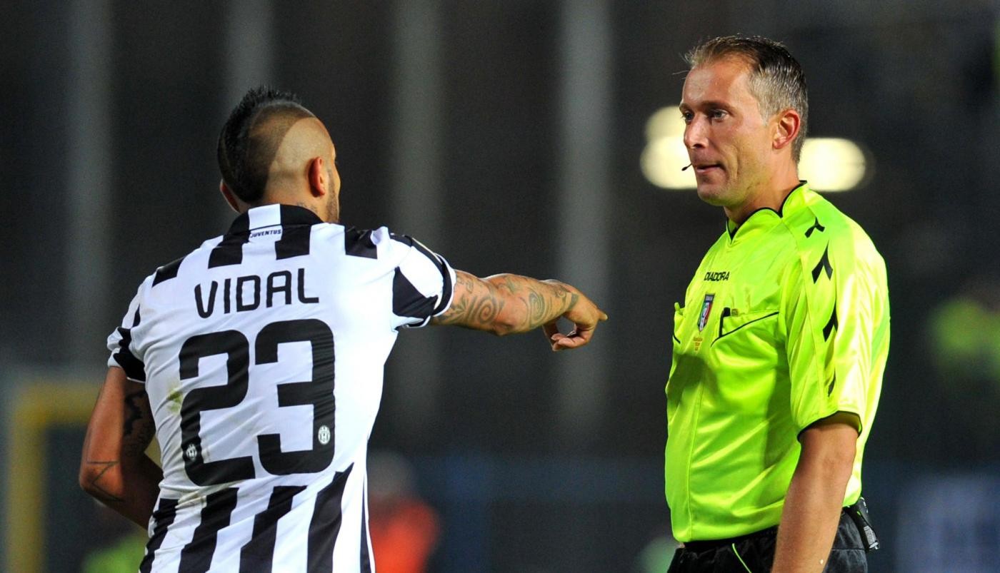 Serie A, arbitri 34/a giornata: Samp-Juve a Valeri, Napoli-Milan a Mazzoleni