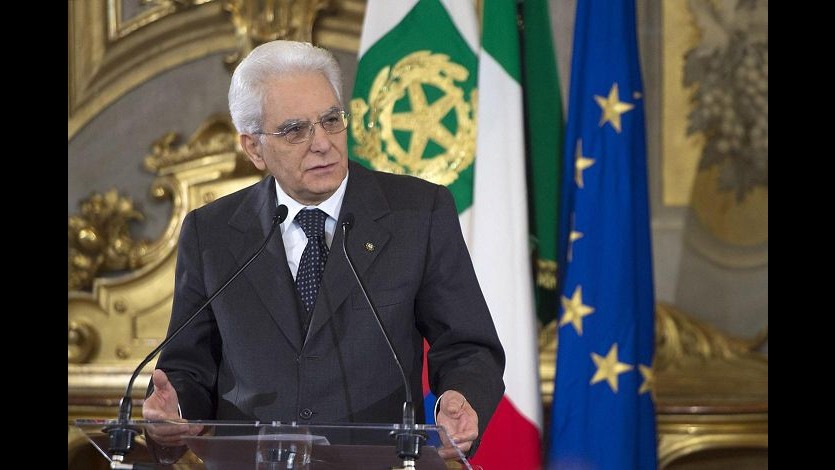 Lavoro, Mattarella: E’ prima priorità, non dobbiamo rassegnarci