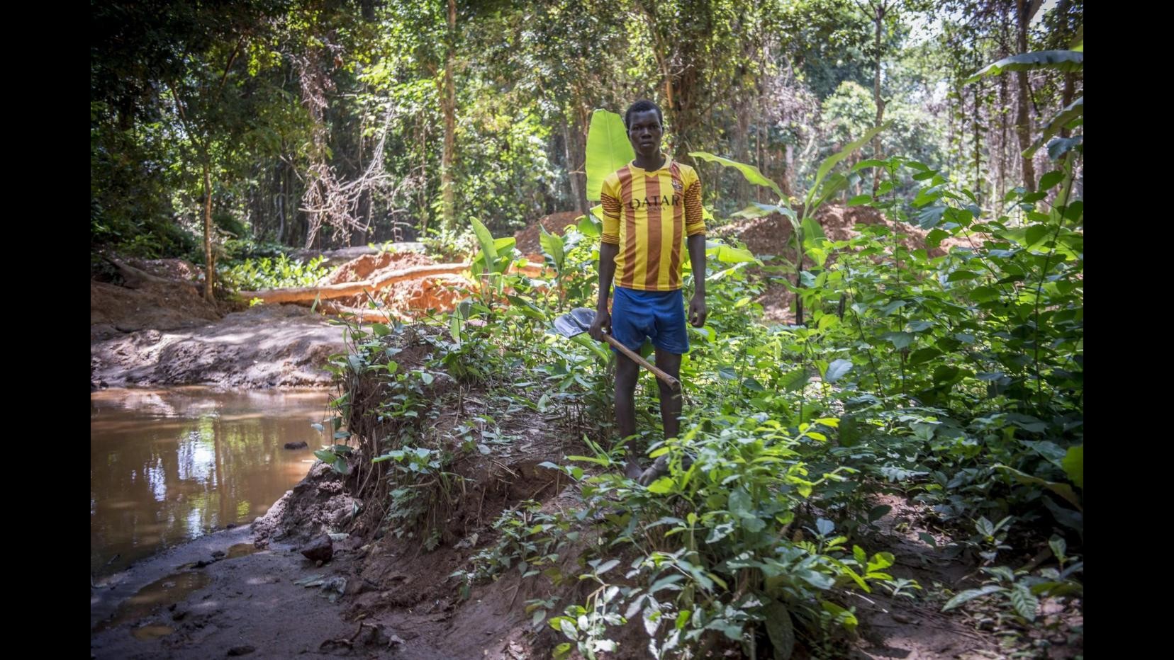 Rep. Centrafricana, Parigi indaga su presunti abusi di soldati su bimbi