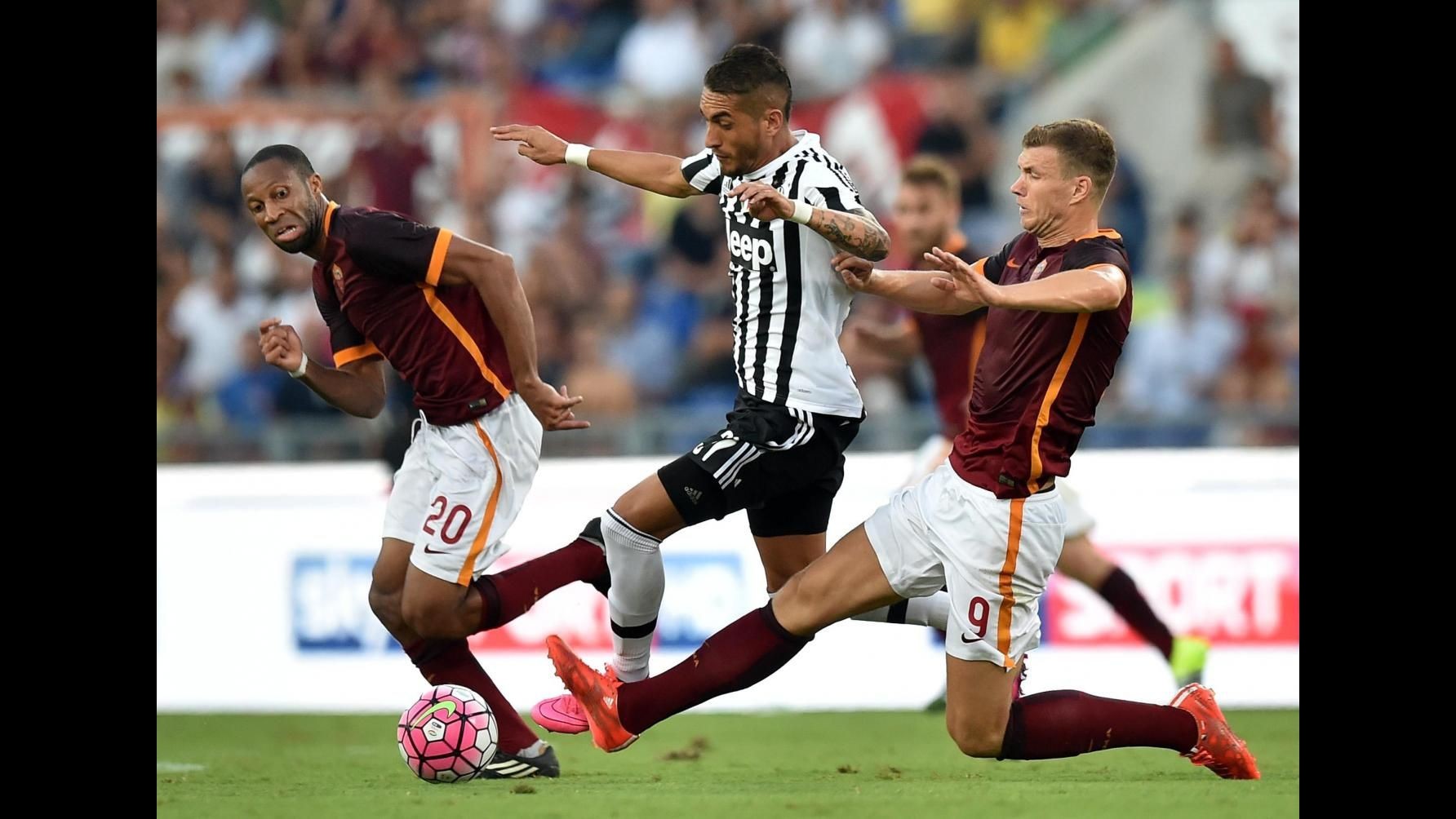 Conte: Roma e Juve due squadre forti, lotteranno per vincere