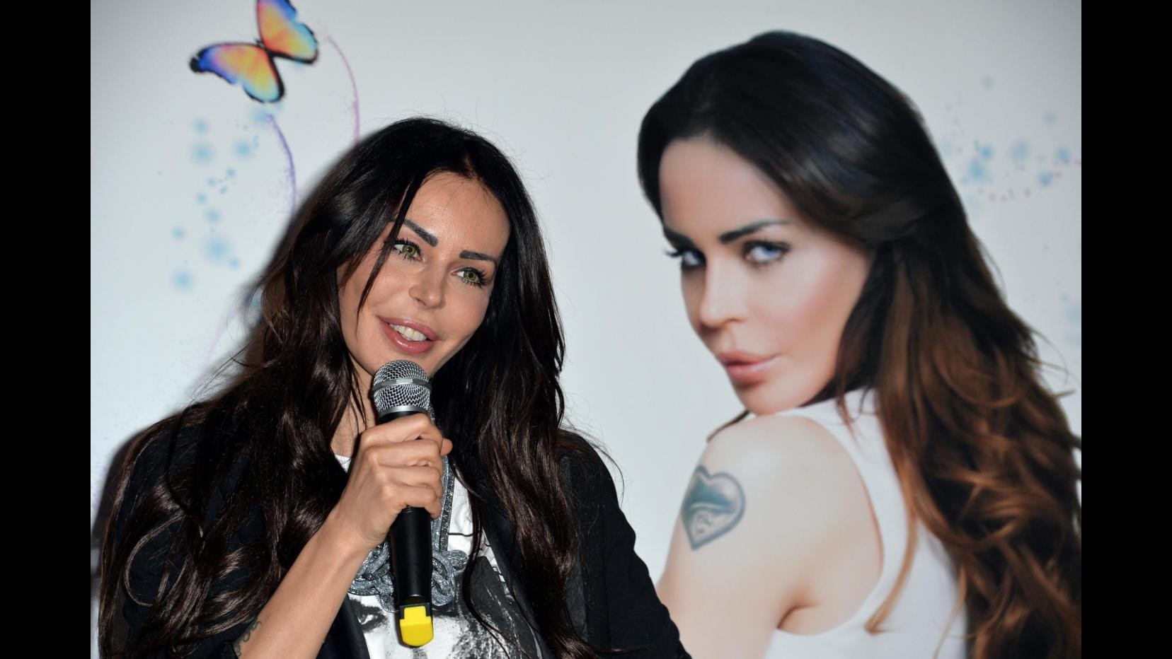 Fidanzato di Nina Moric a Pomeriggio 5: Non lei che ha offeso il fan