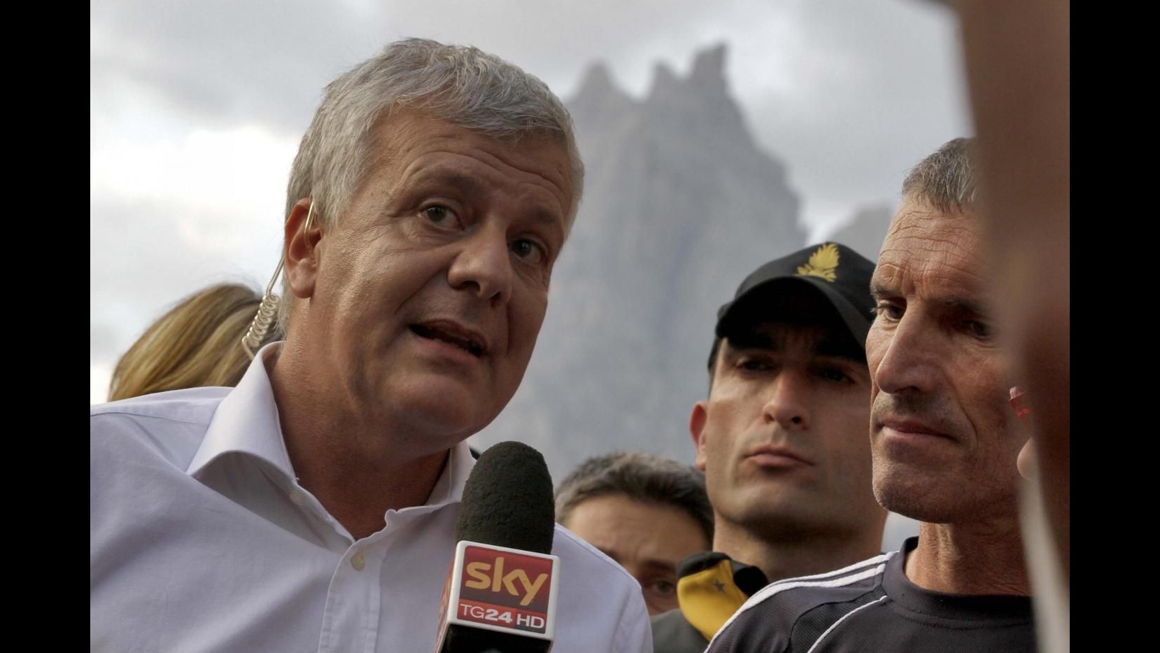 Ambiente, Galletti: Preoccupato per cambiamenti climatici