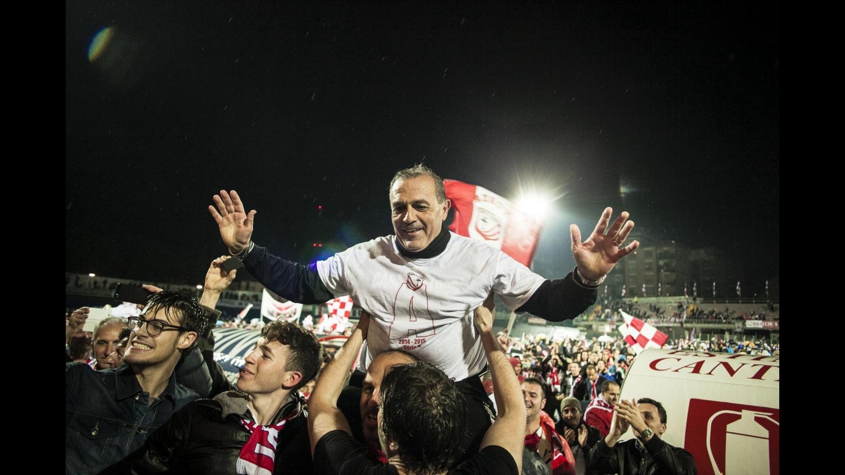Serie B, festa Carpi: promosso in A per la prima volta. Frosinone espugna Terni, Vicenza ko
