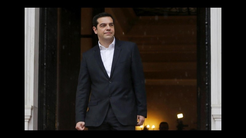 Crisi greca, Tsipras a Bruxelles per incontrare Juncker: Serve il nostro realismo