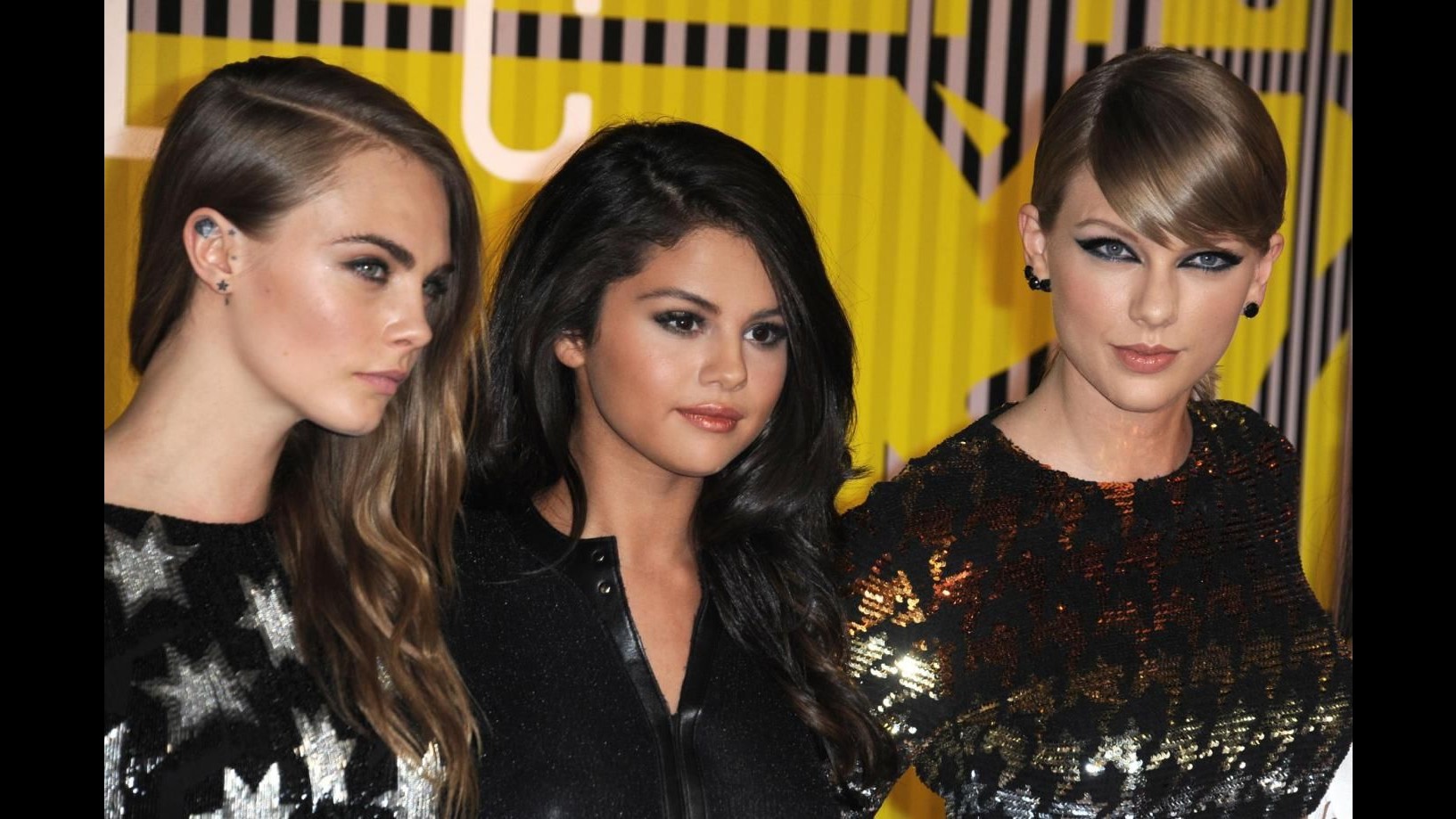 Taylor Swift regina degli Mtv Awards ma West le ruba la scena