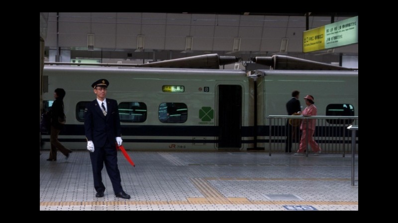 Giappone, ritrovato cadavere in una valigia abbandonata in stazione a Tokyo