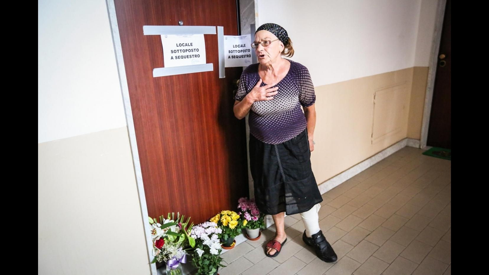 Uxoricidio ad Asti, la vicina di casa: Potevamo fermarlo